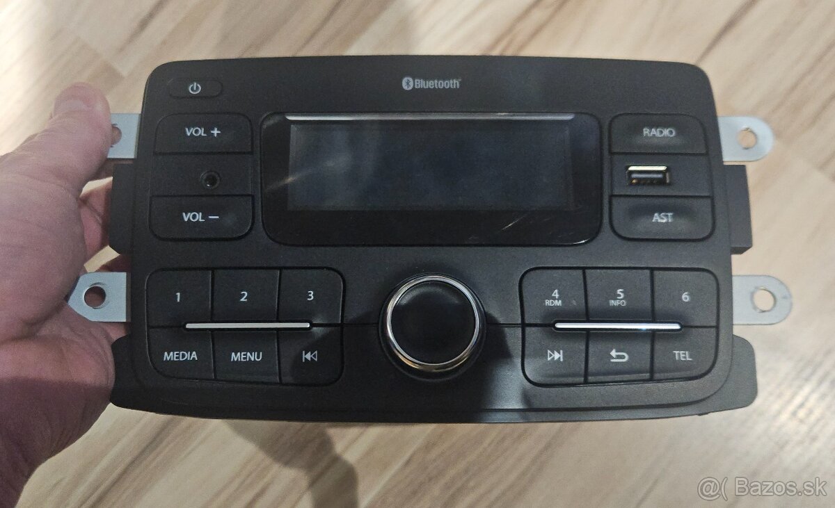 Autorádio Dacia logan bluetooth