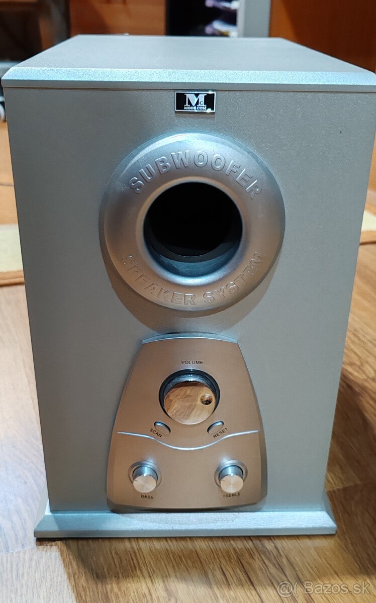 Aktívny woofer ModeCom MC-9990