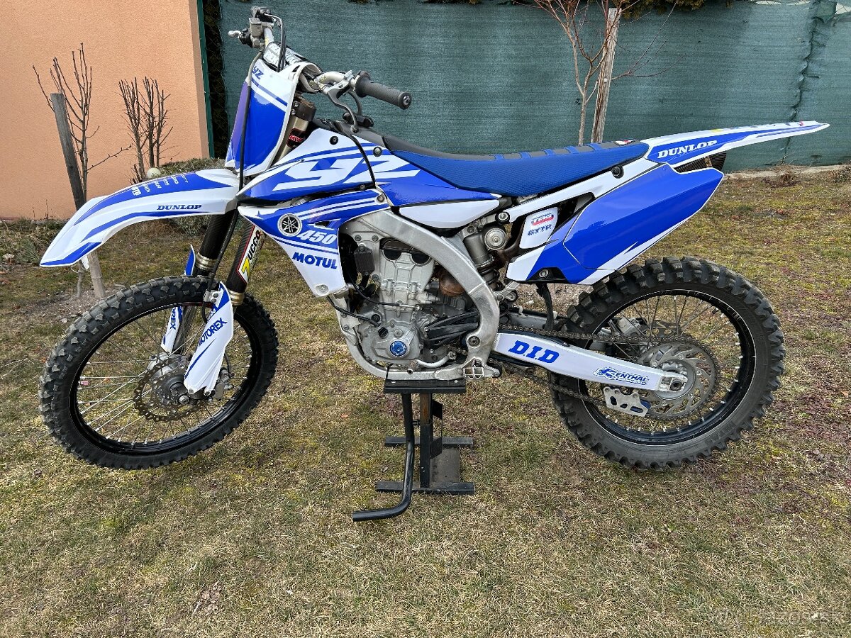 Predám Yamaha YZ450f 2011 vstrek