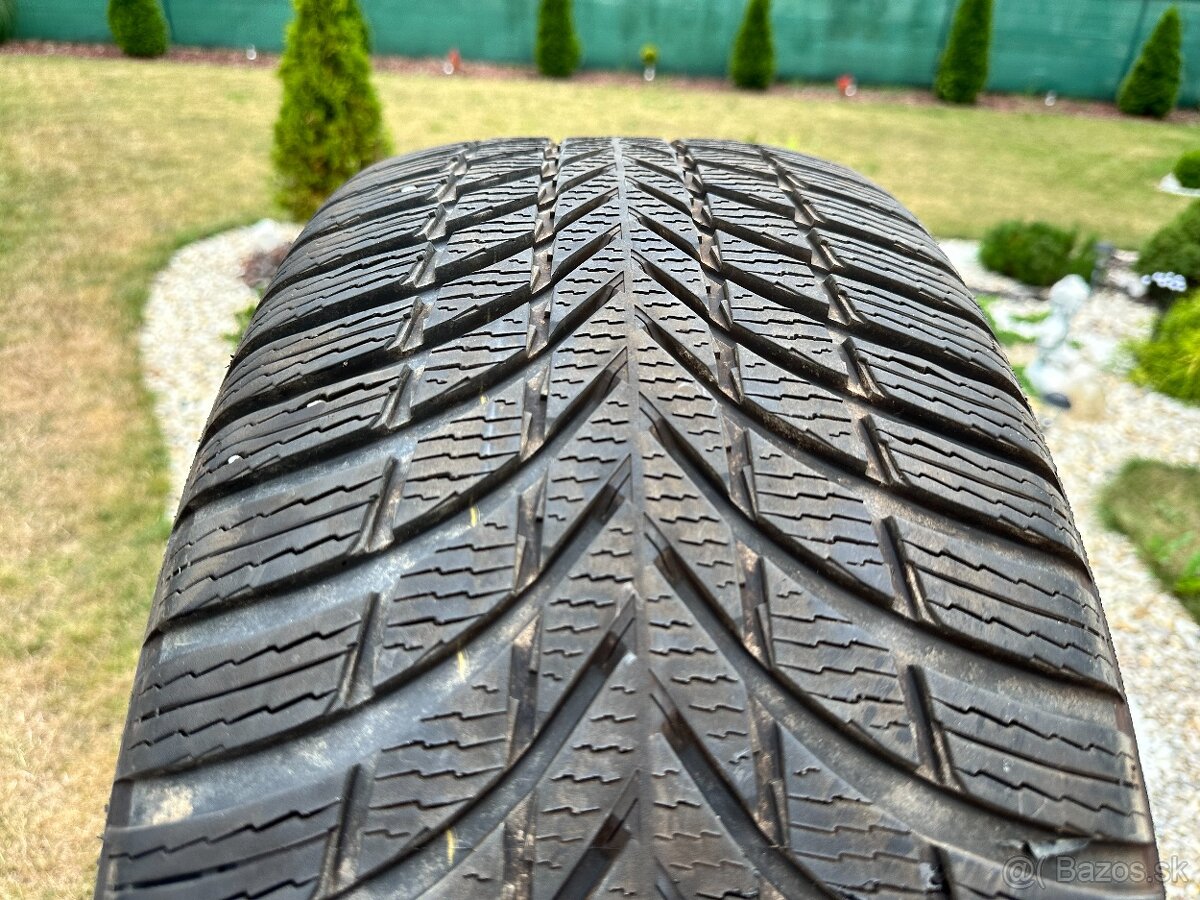 Zimné 4ks pneu NOKIAN 265/60 R18 - 80% STAV