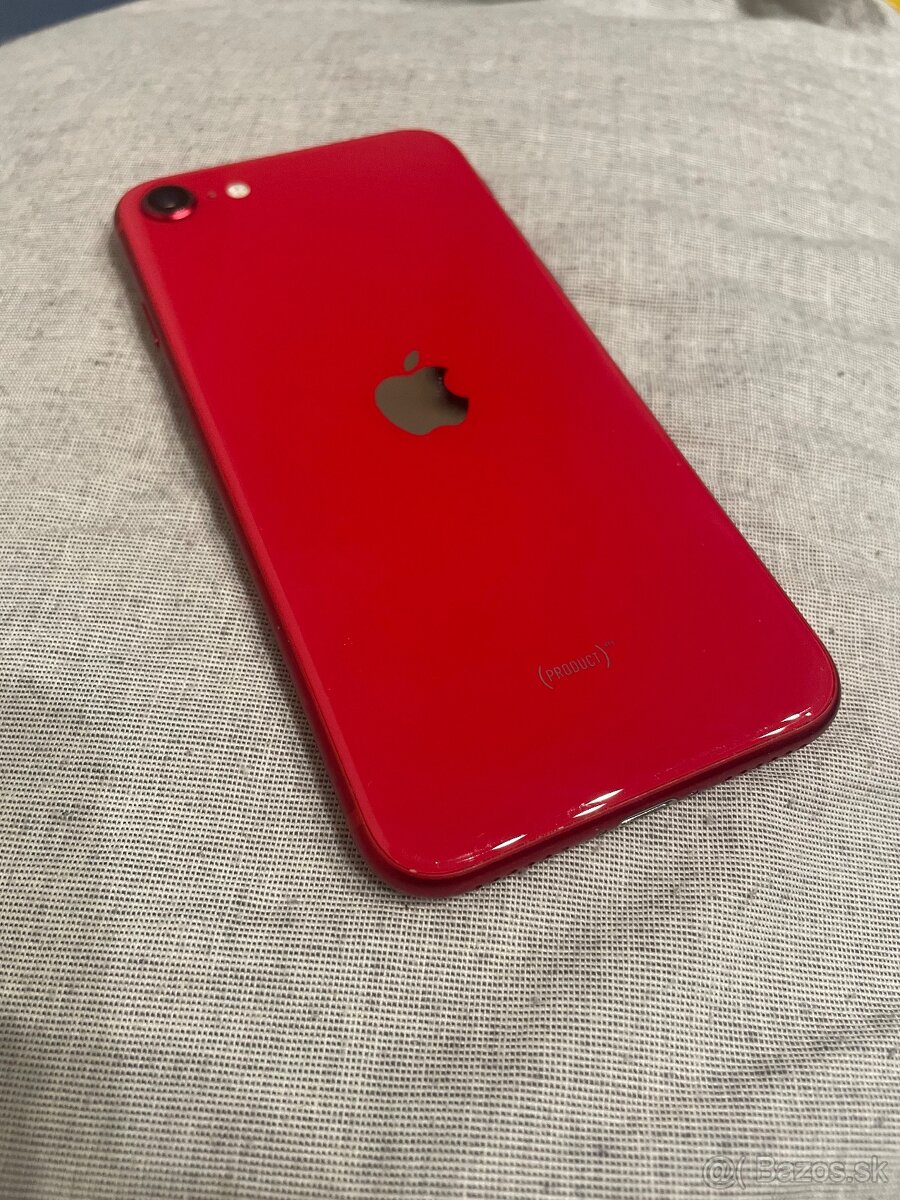 Iphone SE product red 2020