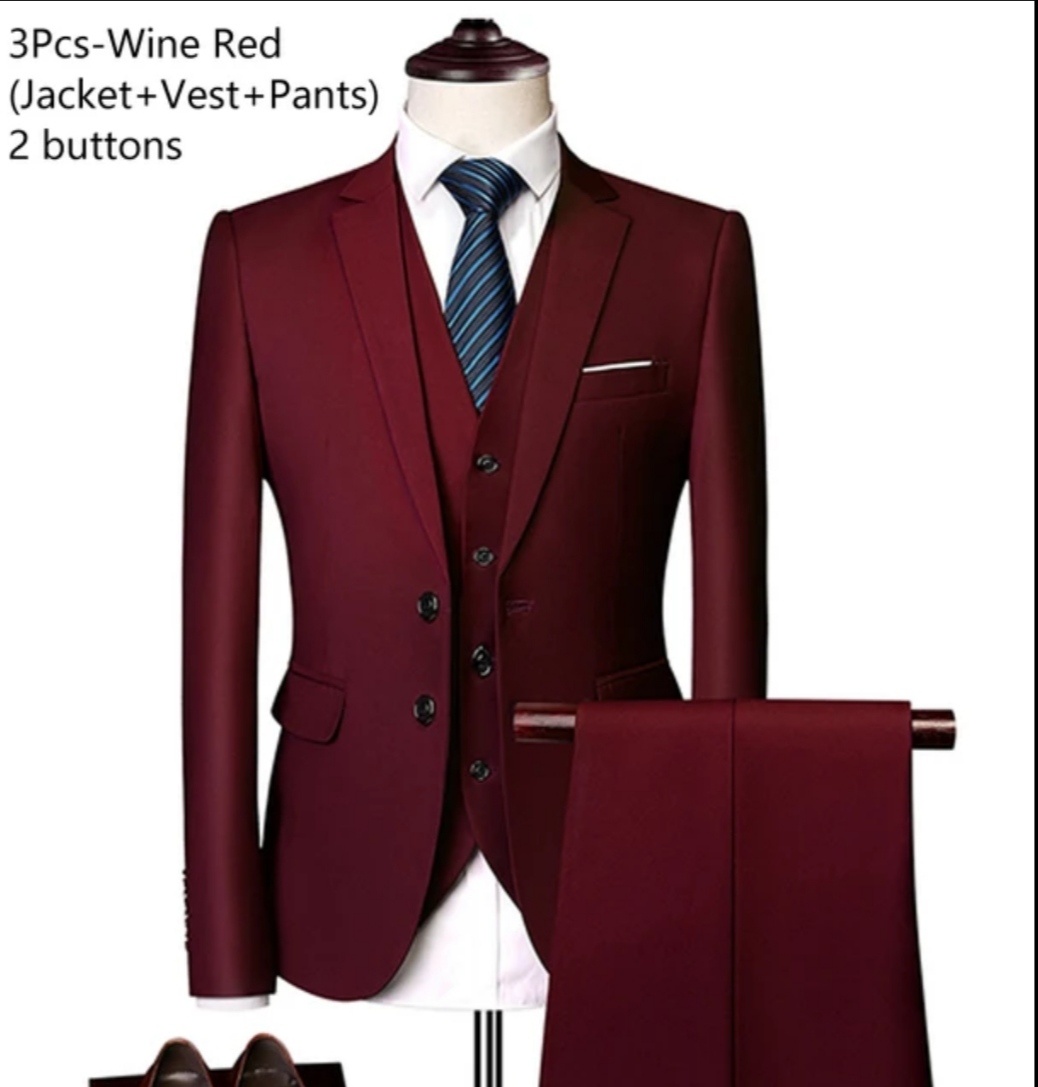 Oblek nohavice vesta, farba vinovo červená.