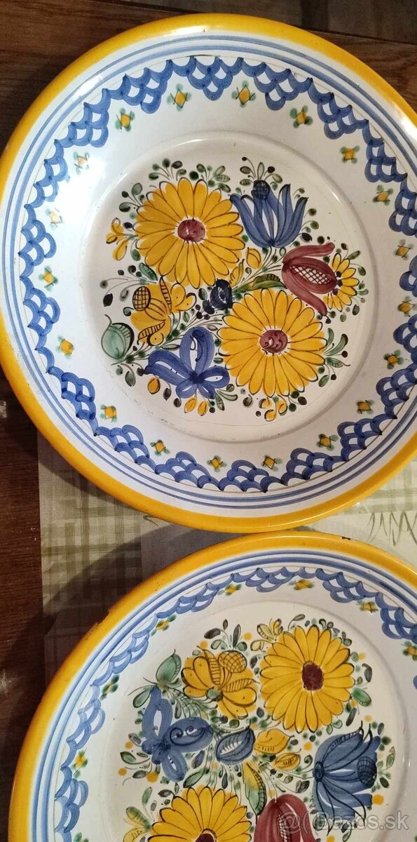 velky tanier modranska  keramika