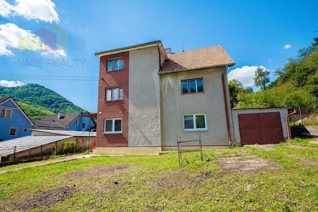 Na predaj 7-izbový RD 278 m², pozemok 819 m², Sklené Teplice