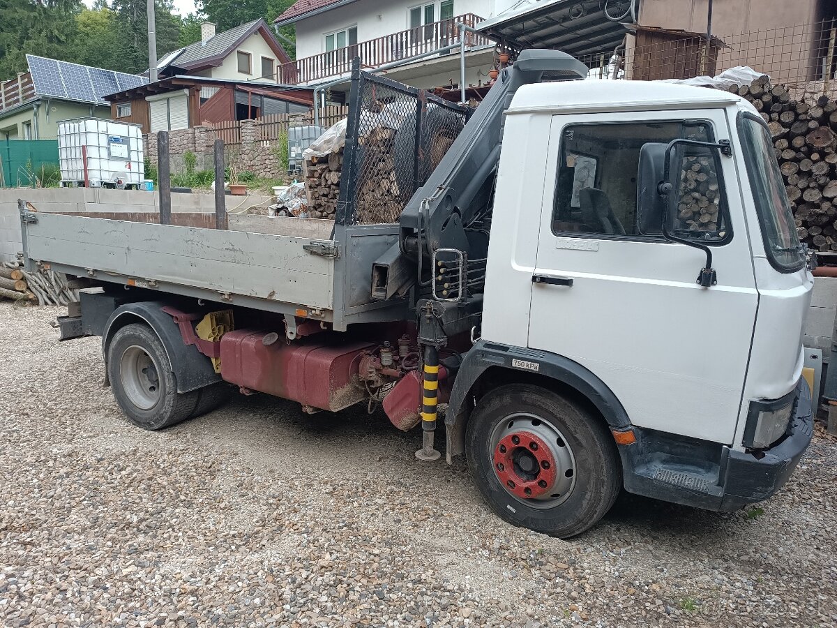 Iveco Sklapač