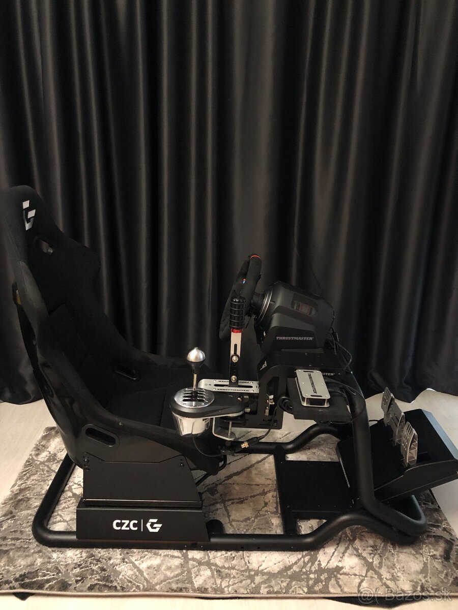 Thrustmaster Playseat simulator