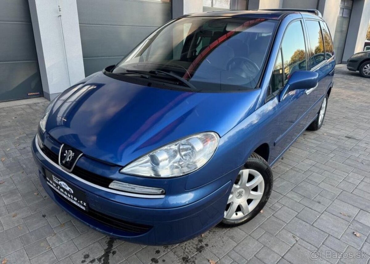 Peugeot 807 2.0 HDi 7 míst,Navigace nafta manuál 100 kw