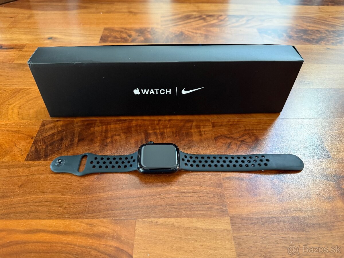 Apple Watch Series 7 45mm Nike Edition – TOP stav