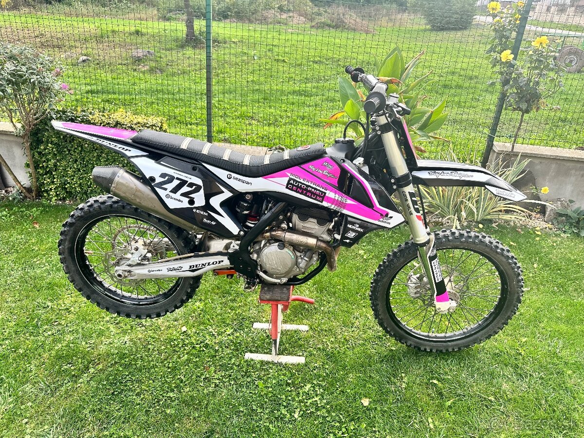 KTM 250