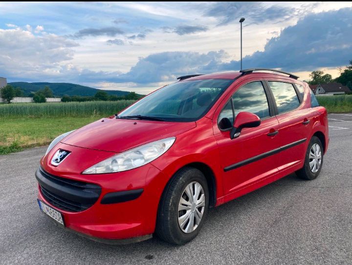 Peugeot 207,rok 2010 1.6hdi 66kw