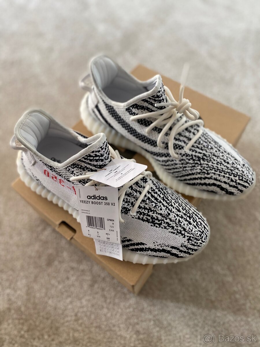 YEEZY BOOST V2 ZEBRA 43/1/3 org. NOVÉ