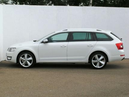 skoda octavia 3 dvere