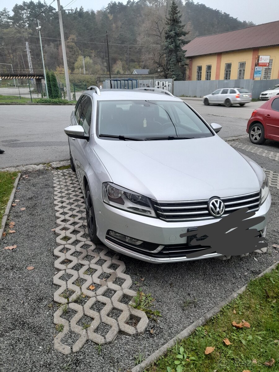 Predám vymením Passat B7 4x4 combi automat 125kw