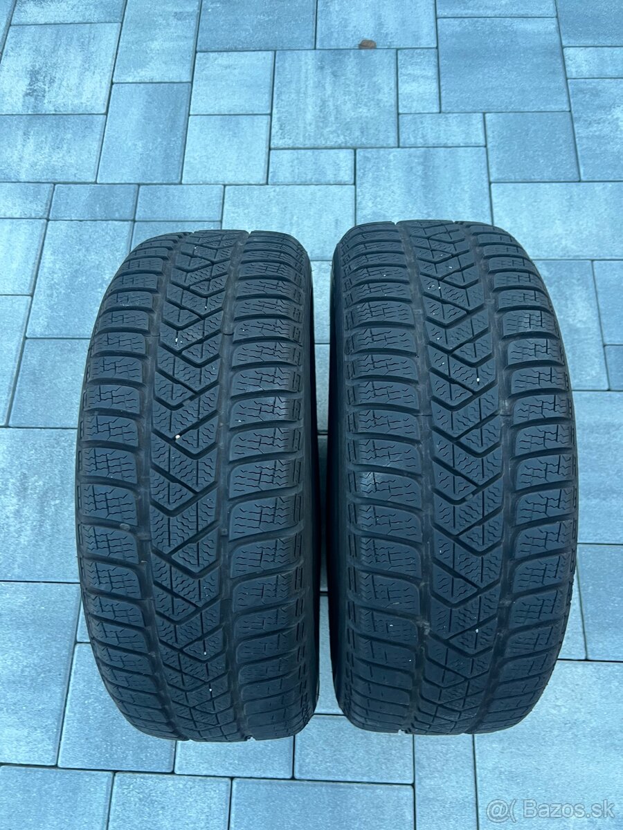 Pirelli 215/60 R16 zimné