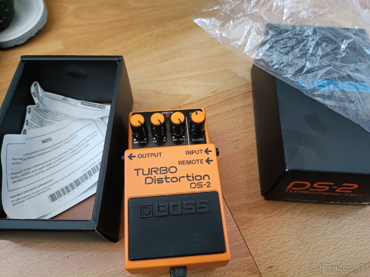 Gitarový efekt BOSS Turbo Distortion DS-2