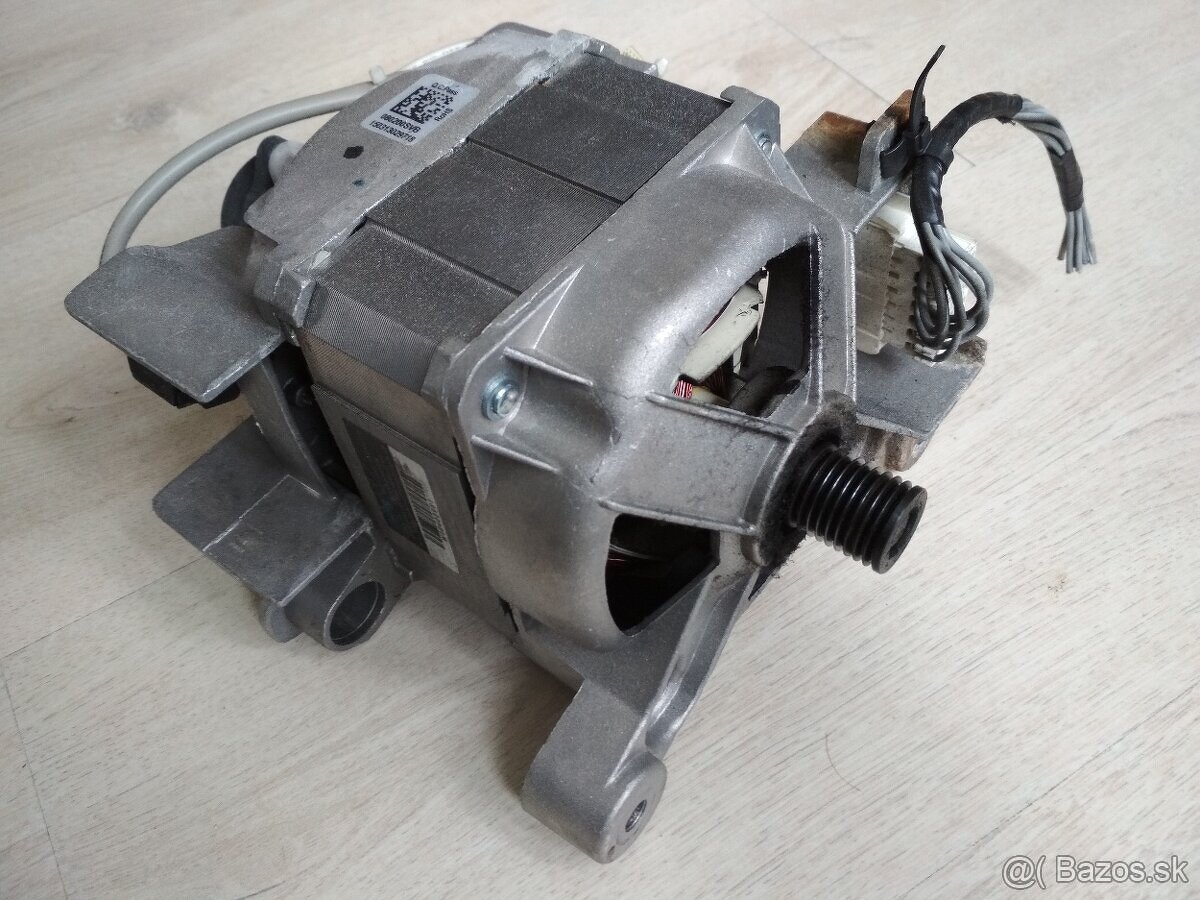 Motor z pracky Welling HXGK1L.52