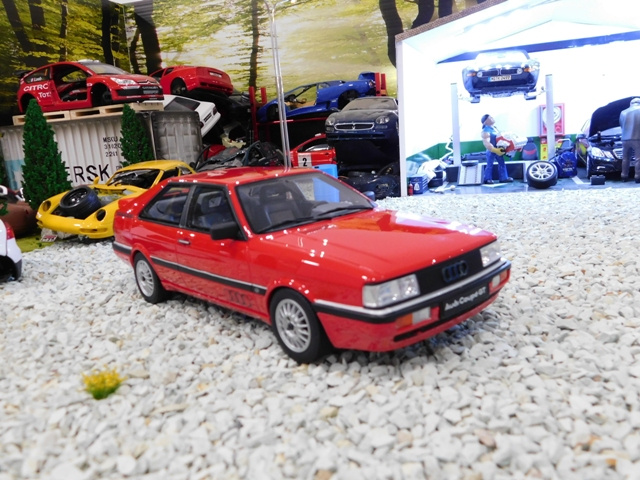 model auta Audi  80 GT Coupe červená  Otto mobile 1:18