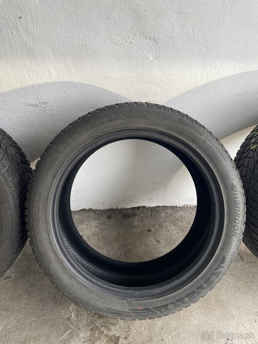 Zimné pneumatiky 235/45R18 98V Hankook