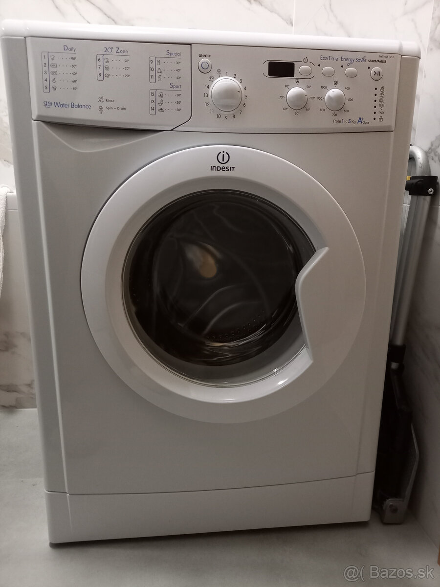 Práčka INDESIT, model IWSND 51051