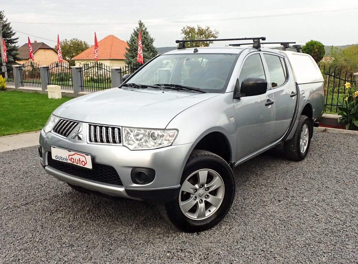 MITSUBISHI L200 2.5DI-D 100kW 2013 -DoubleCab ZADNA ZAVIERKA