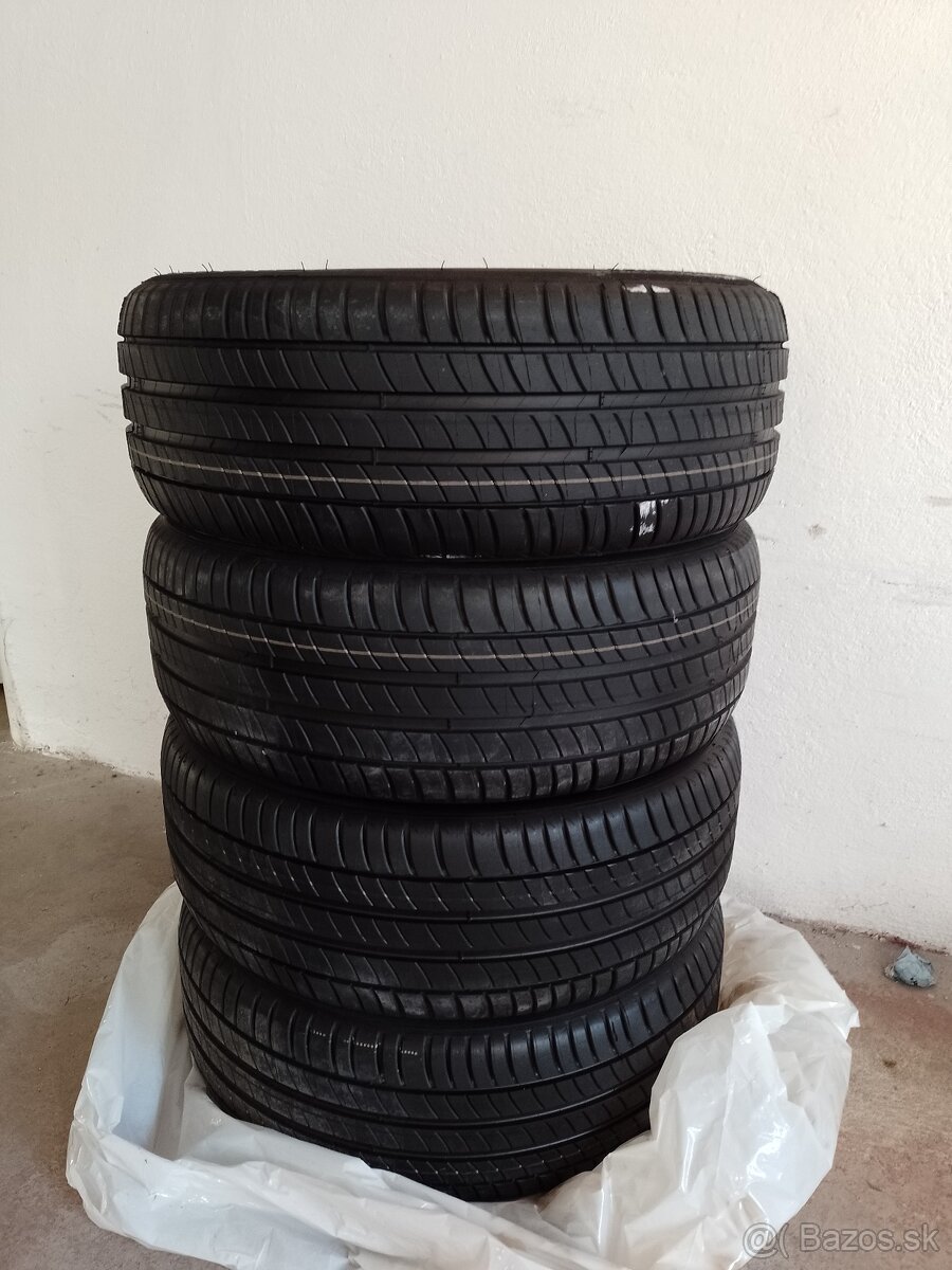 225/50r18 letné