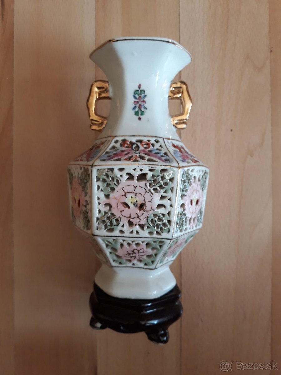 ČÍNSKA VÁZA / PORCELÁN