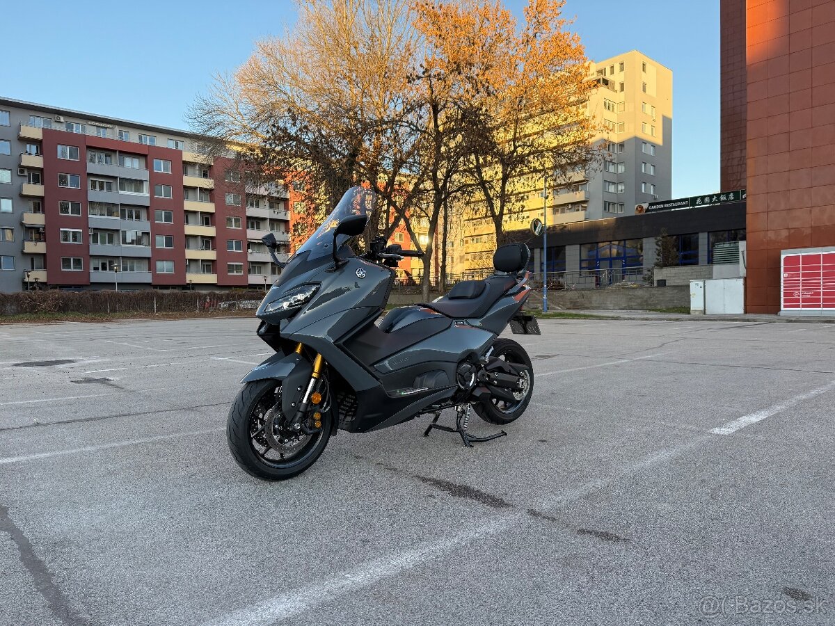 Yamaha TMAX TECH MAX 560 ccm 2022