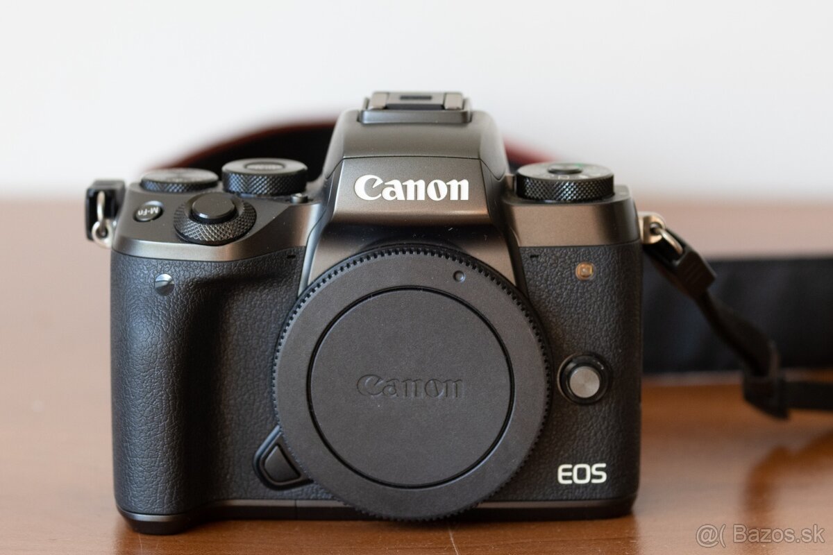 CANON EOS M5