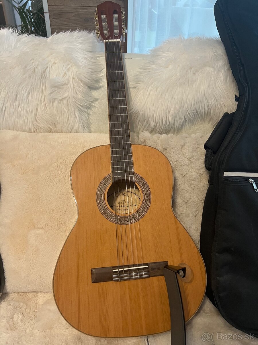 Klasická gitara Jose Ribera - model HG 813