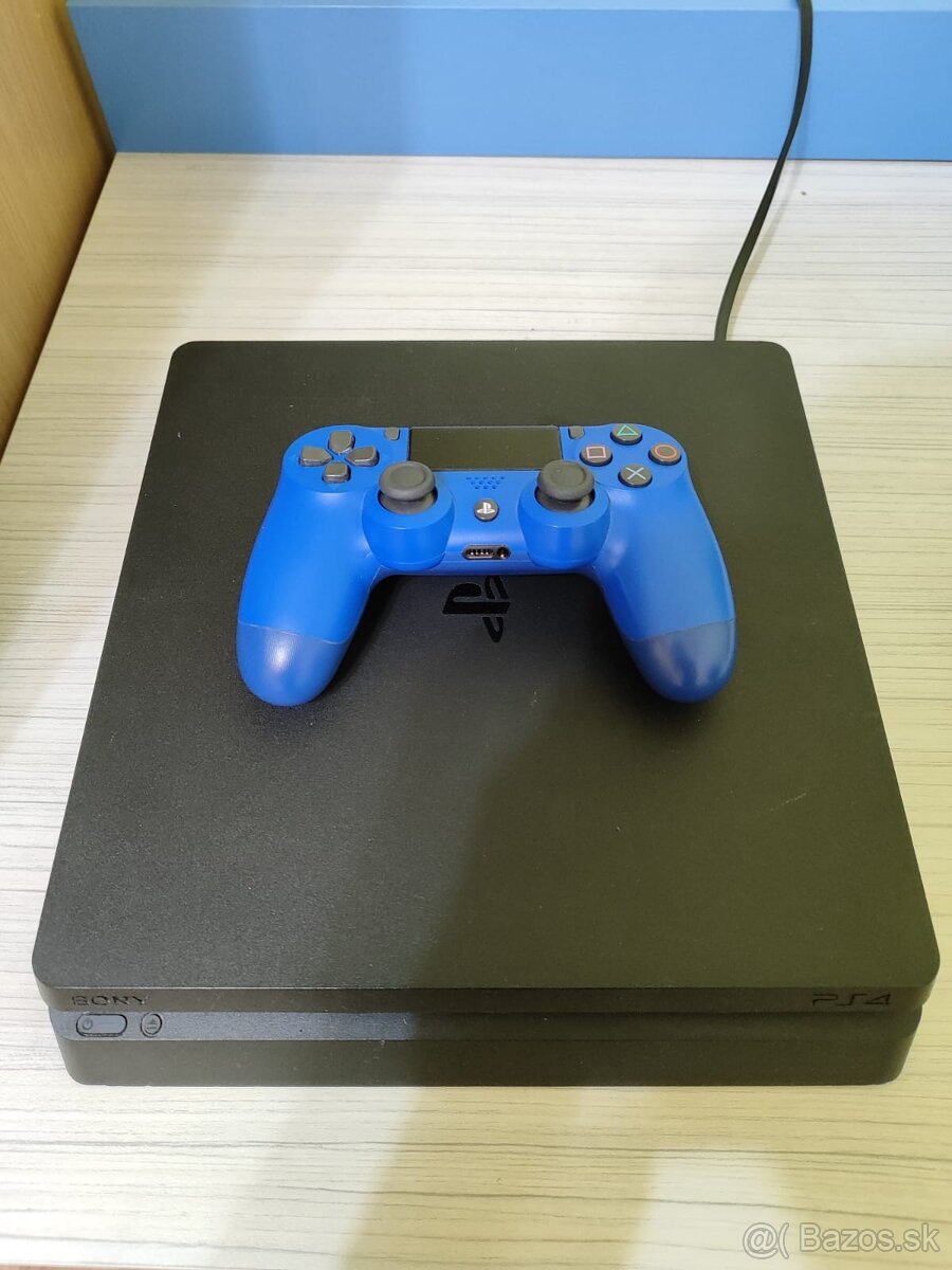 Playstation 4 slim 1TB