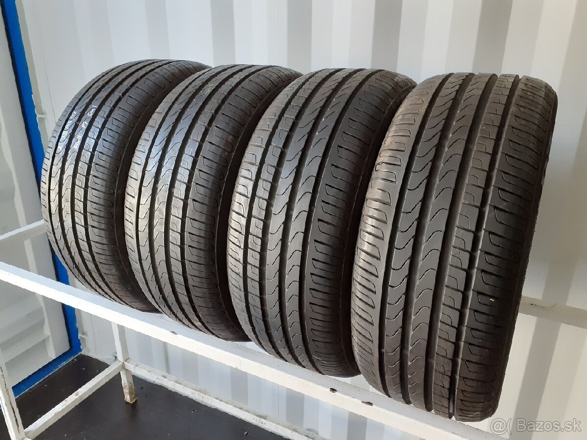 235/45R18 Pirelli P7 Cinturato Seal