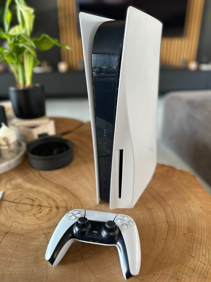 PS5 s mechanikou