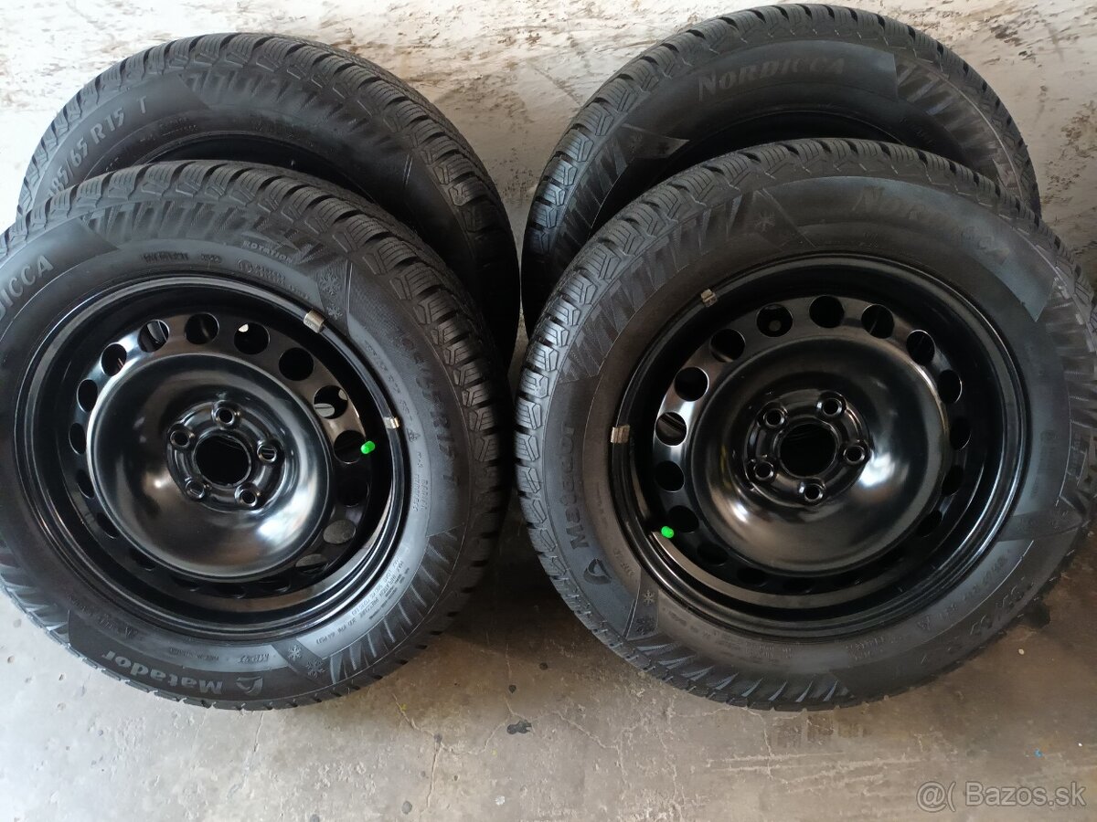 Zimné 185/65 r15 na diskoch 5x100 Fabia IV