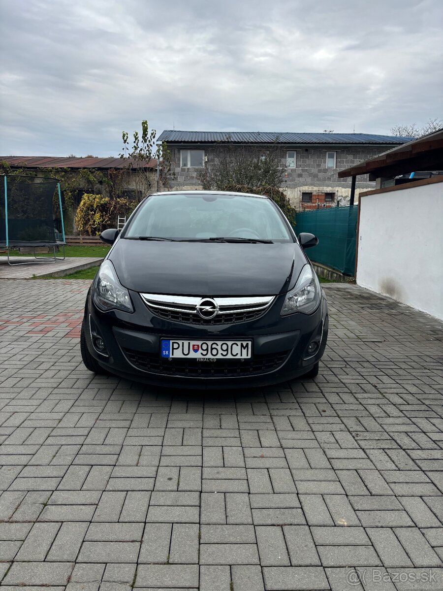 Opel Corsa 1,4 benzín 74kw 2014R.V