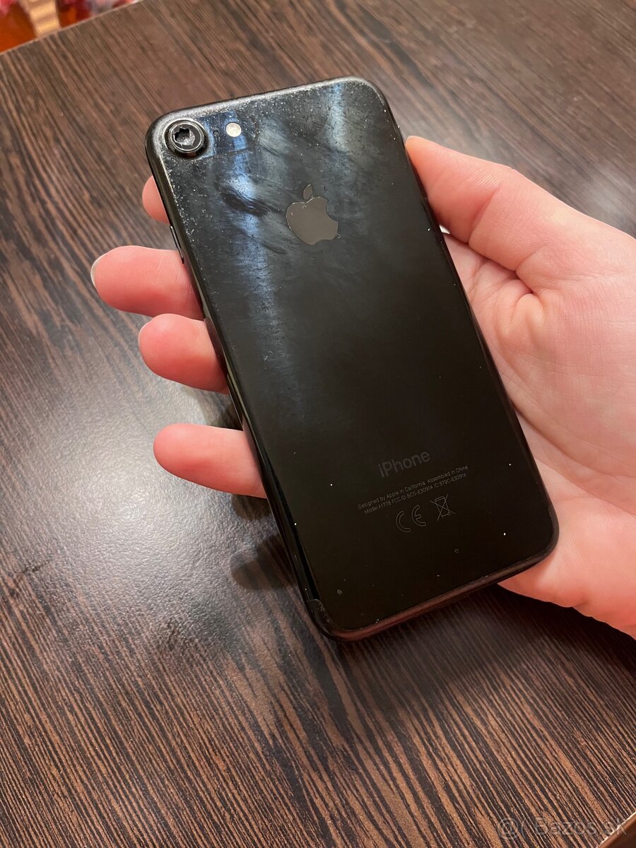 Predám iphone 8 64GB