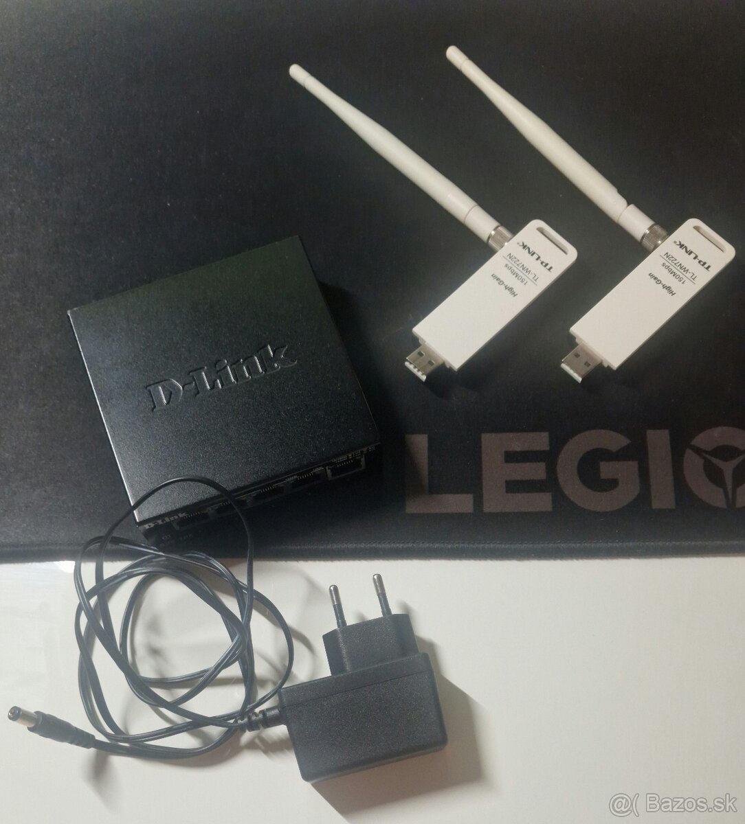 D-Link DGS-105/E, TP-LINK TL-WN722N