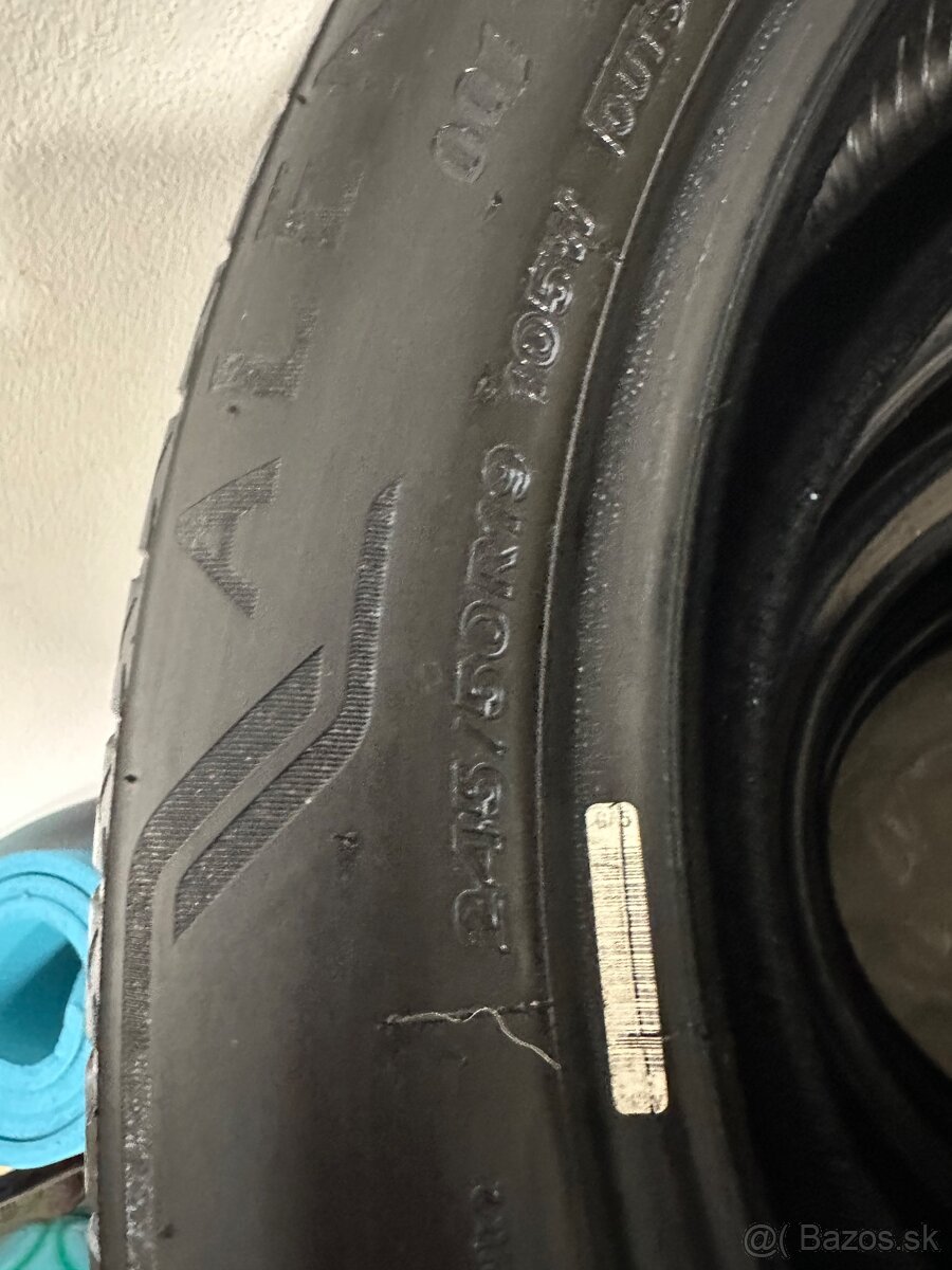 Letné pneu Bridgestone 245/50r19