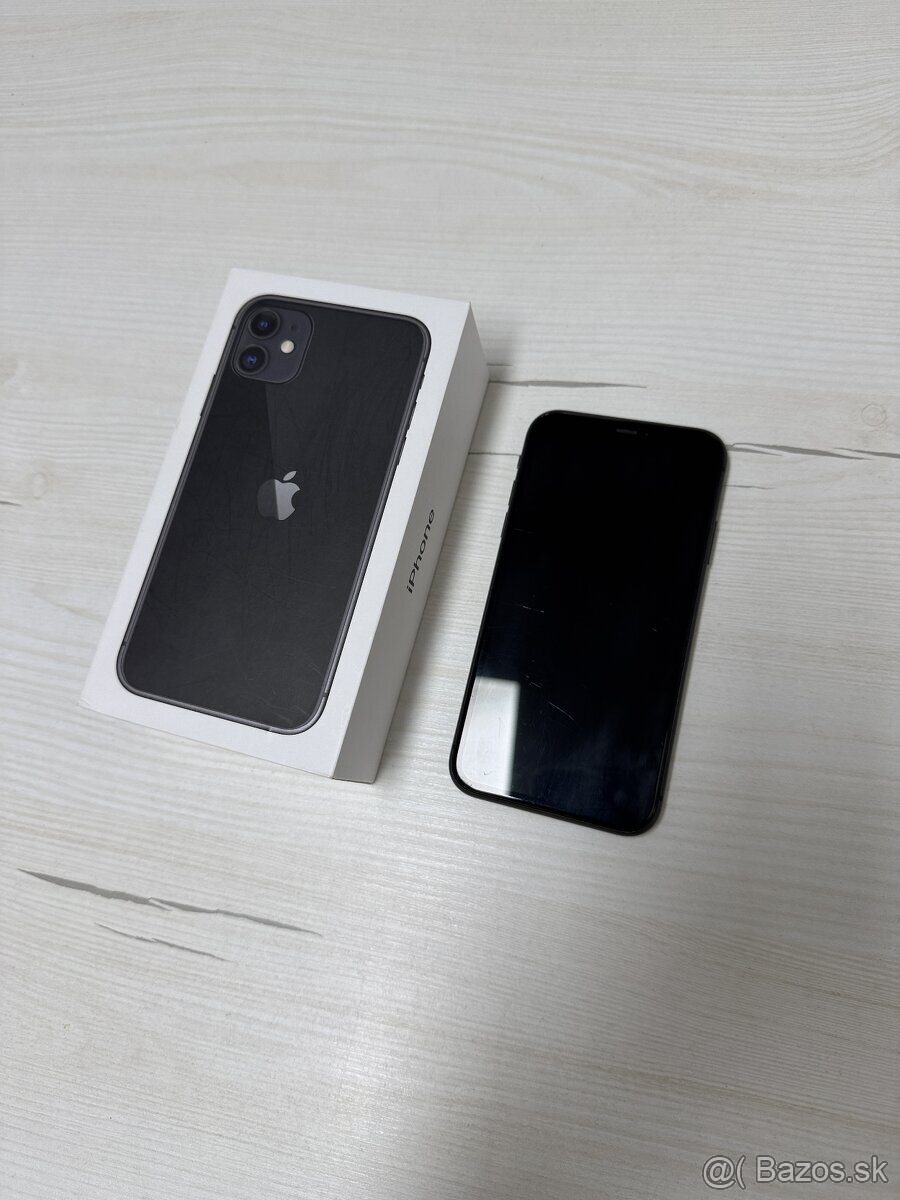 iPhone 11 Black 64 GB