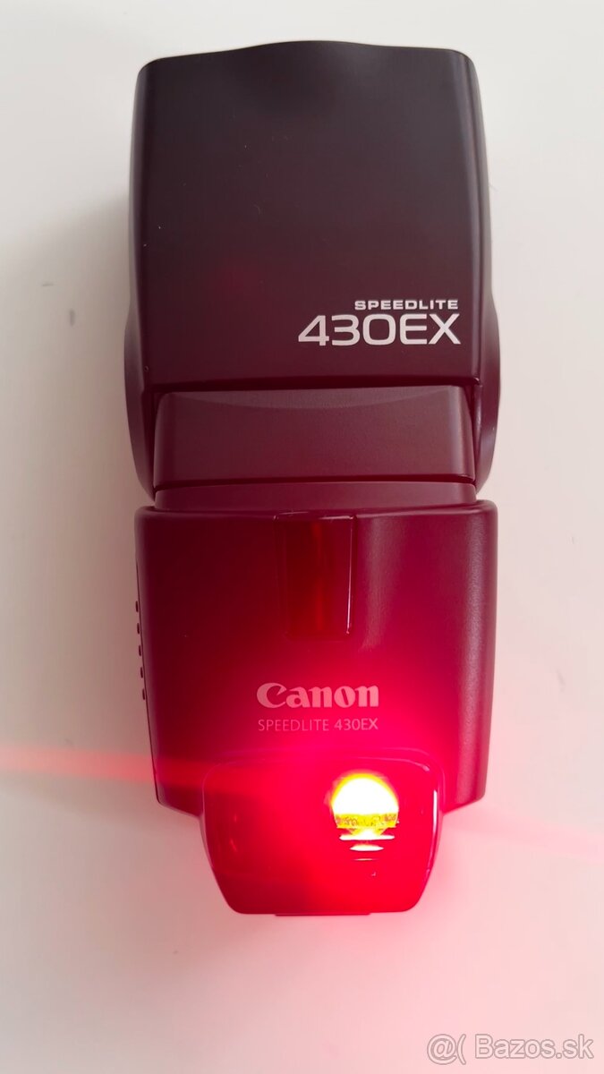 Canon Speedlite 430EX veľmi málo používaný