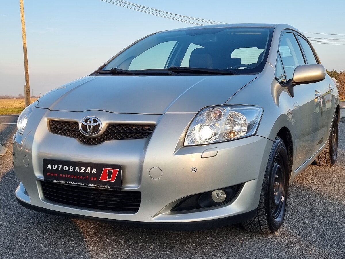 Toyota Auris 1.6 Dual VVT-i LUX 124k, AT5 5dv. HB za 4.500 €