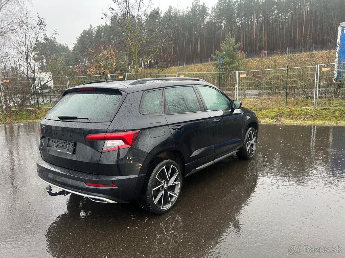 Škoda Karoq Sportline 1.5tsi—-dsg—model 2021–top vybava