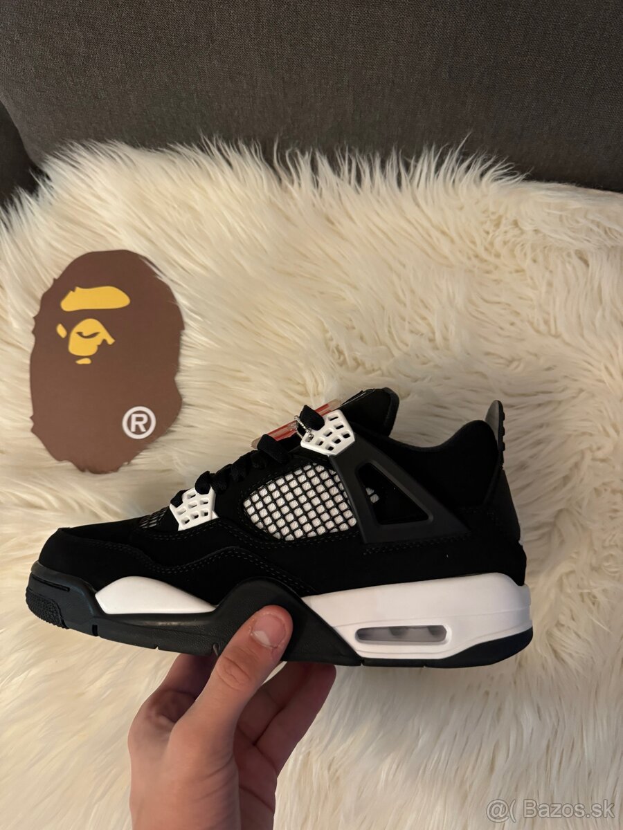 Jordan 4