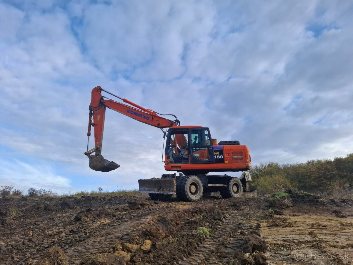 Komatsu PW180