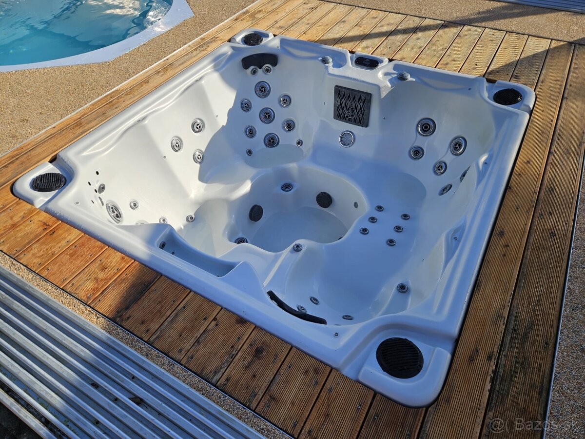 Vírivka VIking SPA Legend 1