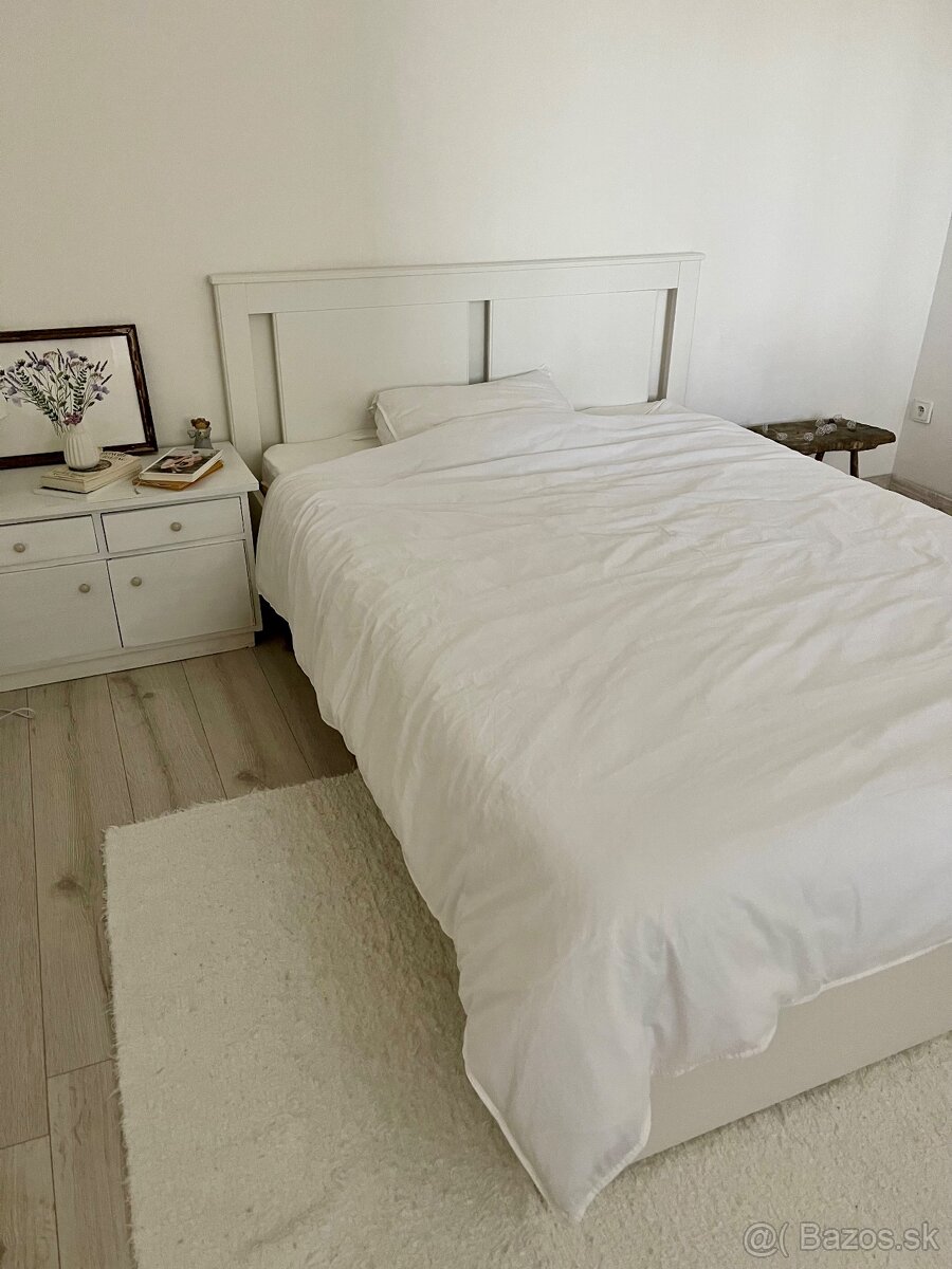Predam postel + matrac // IKEA