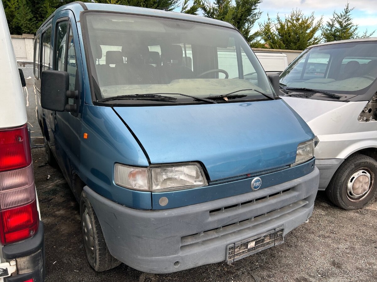 Lacno rozpredám Fiat Ducato 1995-2006 na náhradné diely