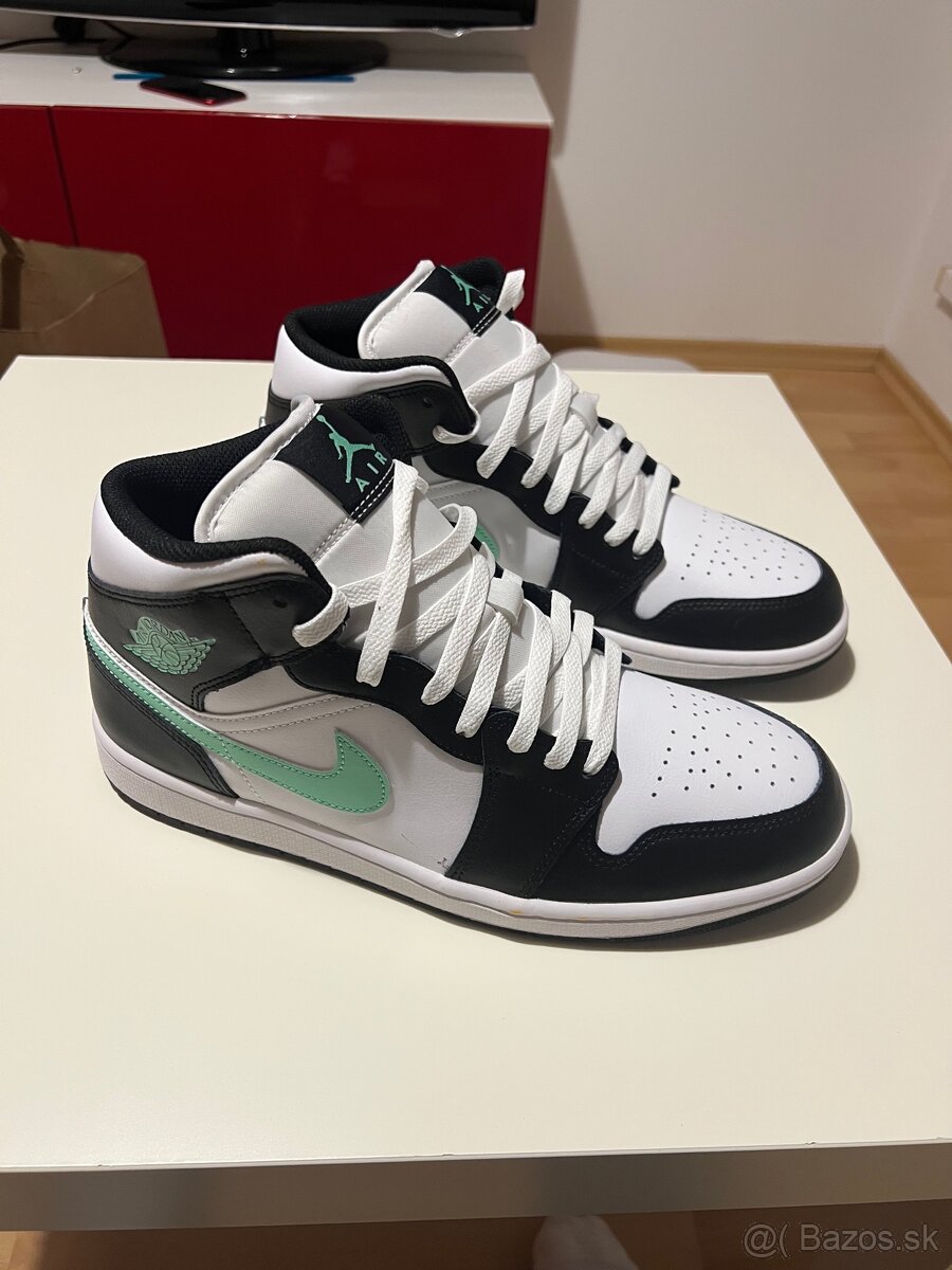 Nike Air Jordan 1 Mid White Green