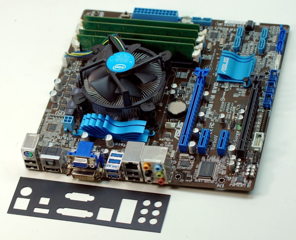 ASUS P8H61M-EVO + i7-2600 + 8GB DDR3 + Cooler