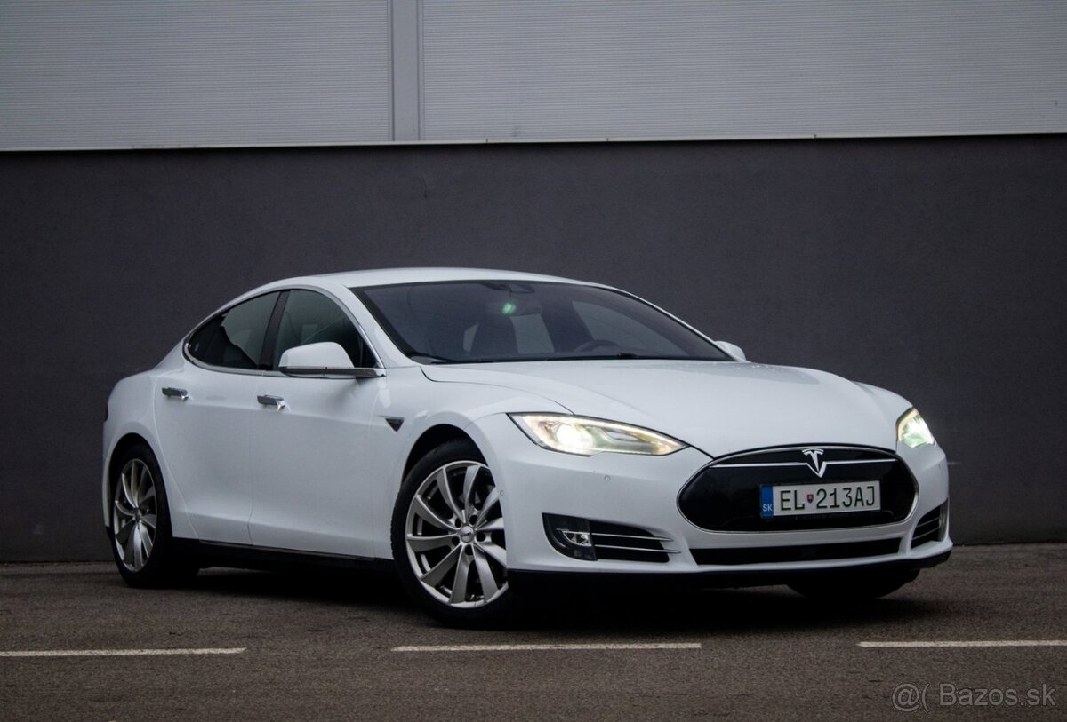 Tesla Model S 85D