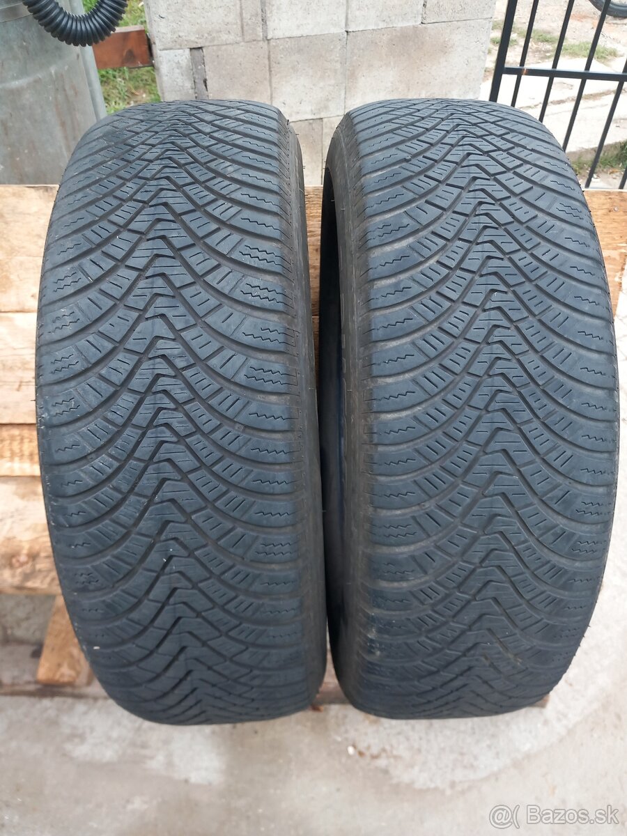 Zimne pneumatiky 215/65R16